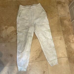 Lululemon joggers